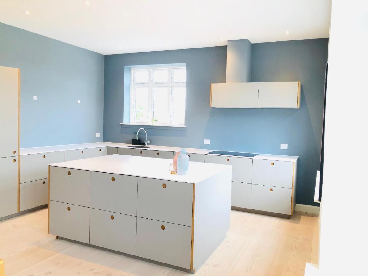 Aday - 4 Bedroom - Modern Living - *
